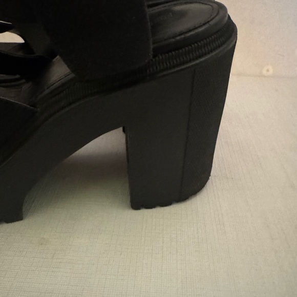 Funky Chunky Forever 21 Block Heel Sandals Size 9 - Picture 3 of 12